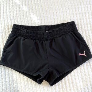 🩷Puma Black Running/ Workout Shorts in Size XS in Great Condition!